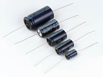 Cond. chimique axial 63v 22uf 8x16mm